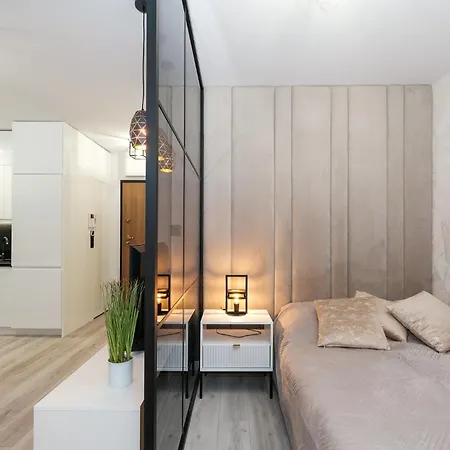 W Centrum, Wszystko Nowe, 550 M Do Piotrkowskiej Apartman *