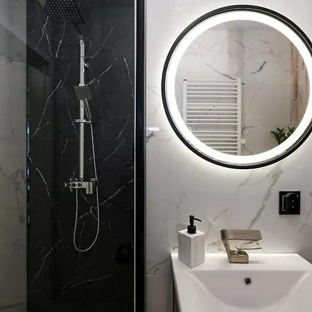 W Centrum, Wszystko Nowe, 550 M Do Piotrkowskiej