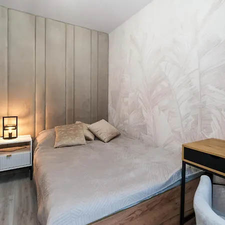 W Centrum, Wszystko Nowe, 550 M Do Piotrkowskiej *