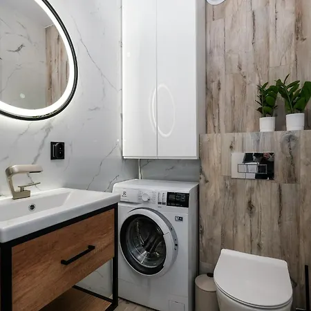 W Centrum, Wszystko Nowe, 550 M Do Piotrkowskiej Apartament